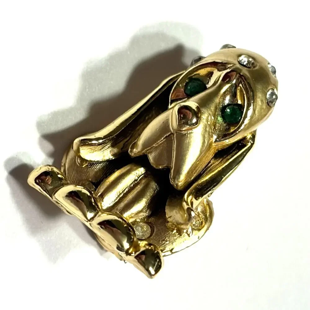 Gold puppy dog basset brooch long ears green eyes rhinestone vintage scatter pin